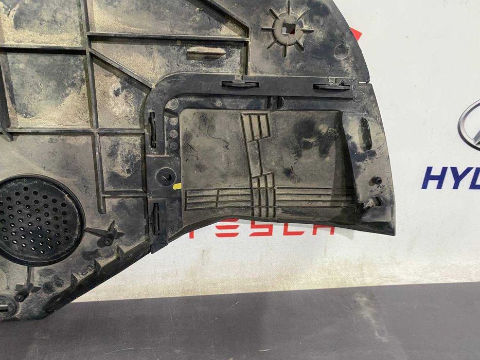 Захист бампера переднього нижній Tesla Model S  Plaid  1564701-00-С