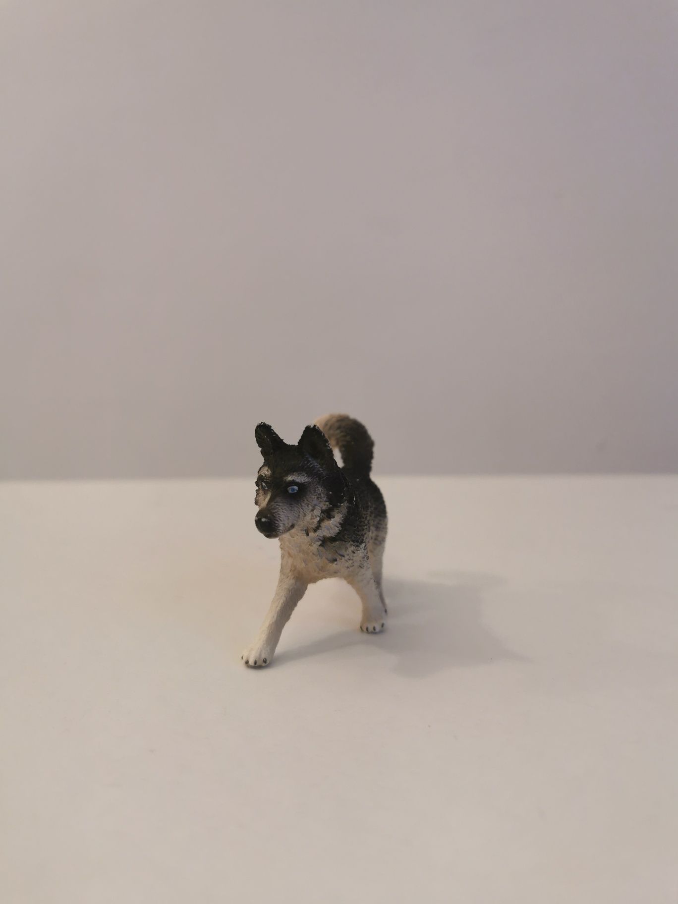 Pies suka Husky 16835 figurka Schleich unikat