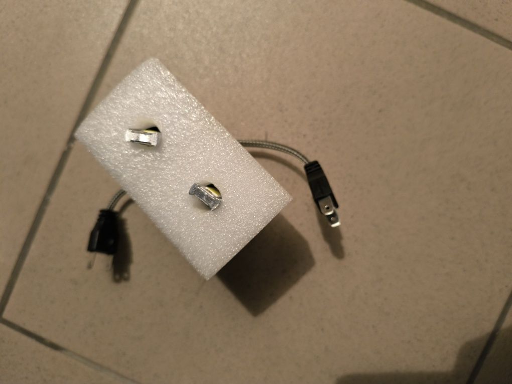 Żarówki LED nowe para H7