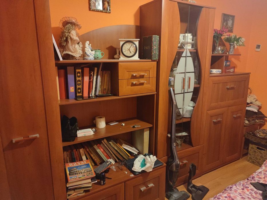 Meblościanke oddam za pampersy