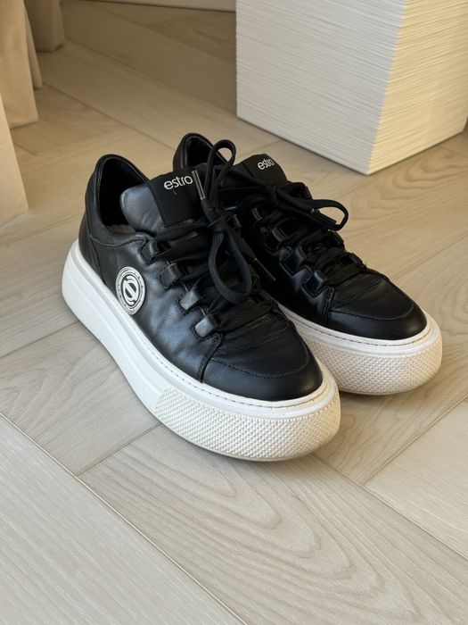 Кеди чорні шкіряні Estro 37 розмір