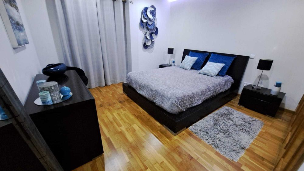 Mobília quarto linha moderna Wengé (bom estado)