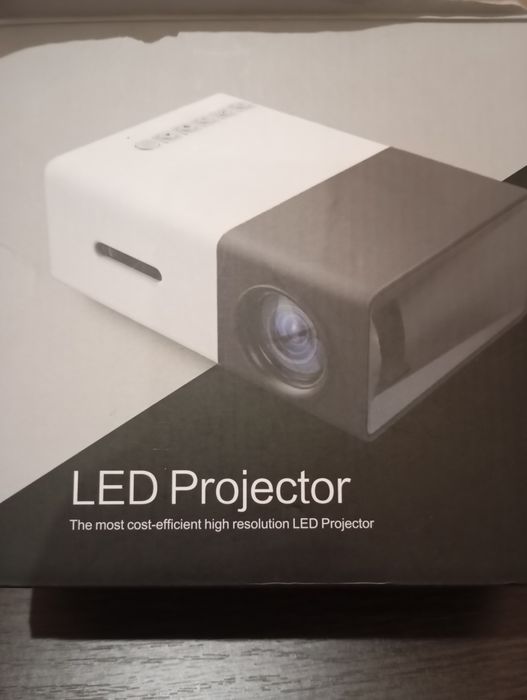 Продам led проектор