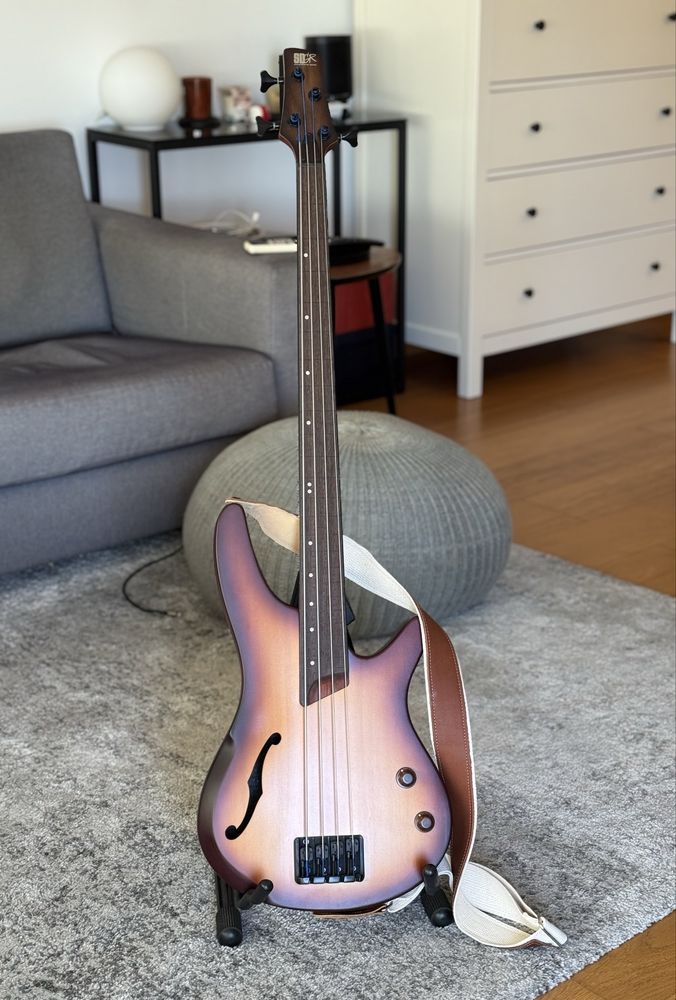 Baixo Fretless Ibanez SRH500F - Como Novo