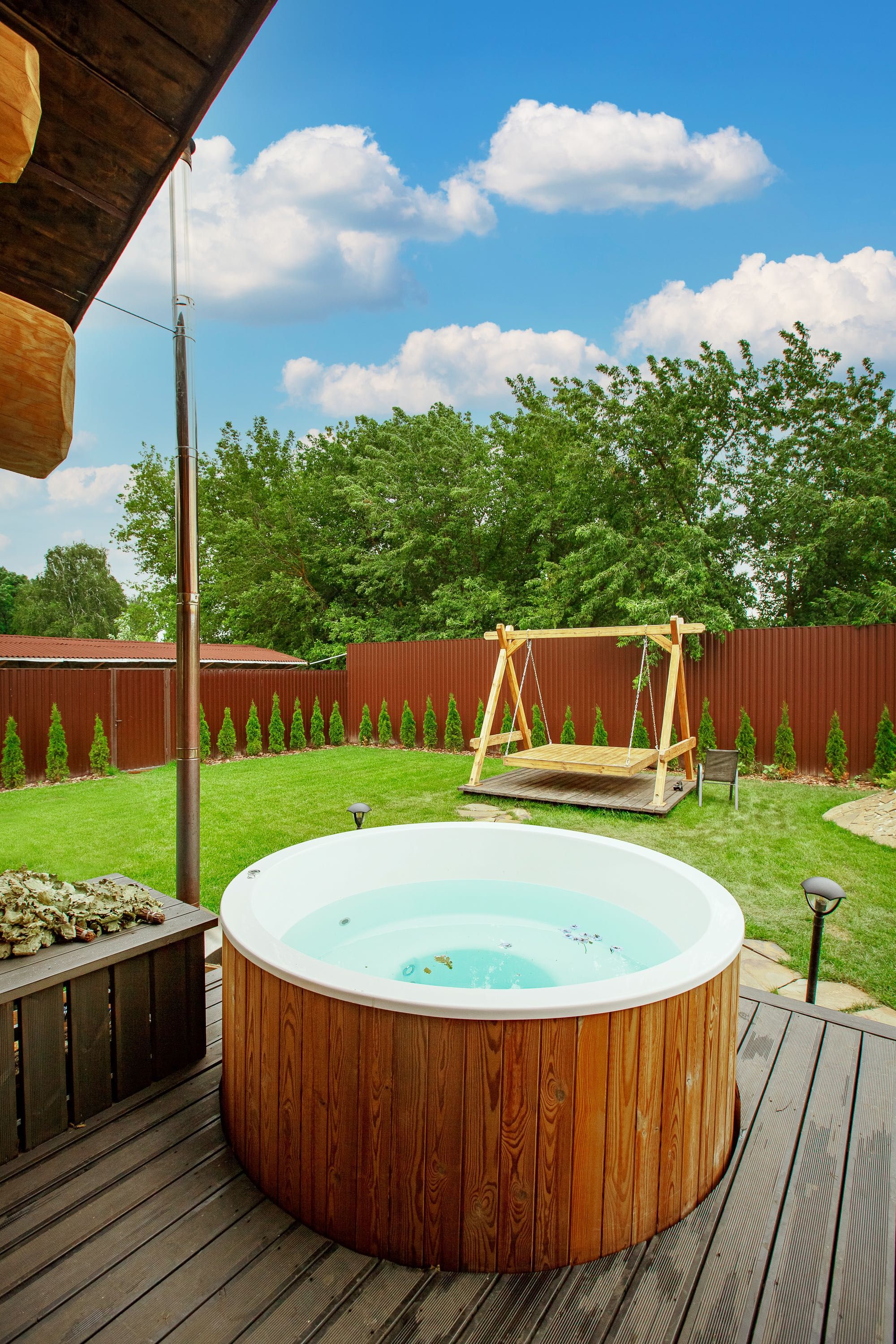 Balia ogrodowa Jacuzzi dla 2-8 osób | Gorąca beczka z piecem Hot Tube