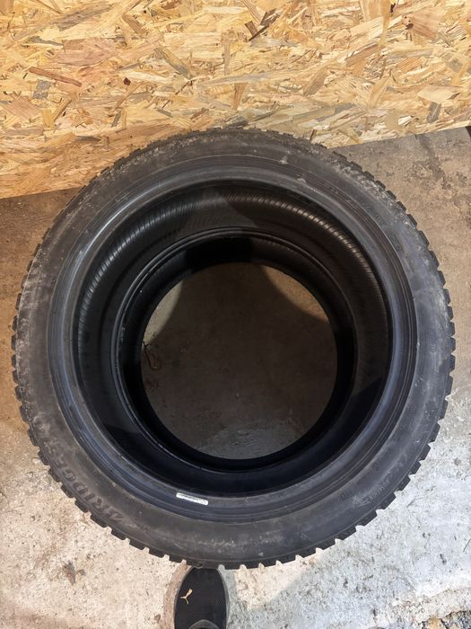 2x opona zimowa Bridgestone 235/45/18