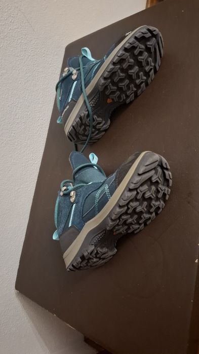 Botas caminhada Quechua