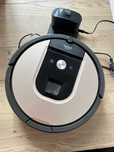 1. Robot Roomba + stacja + akcesoria