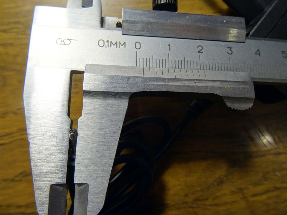 Зарядное устройство ACP-12E (для телефонов "Nokia", тонкий штекер).