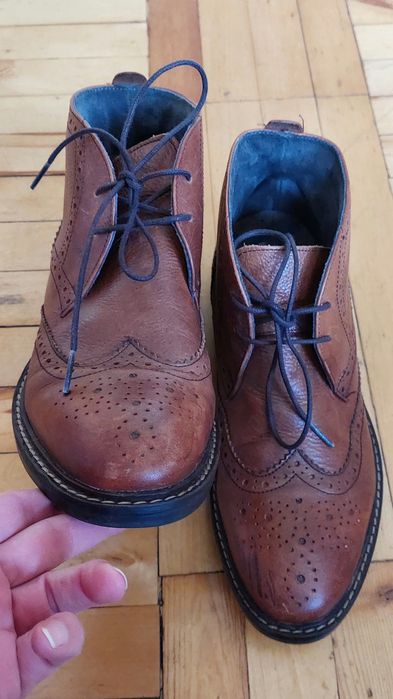 Чоловічі демісезонні черевики M&S 41- 42р
БPОГИ CHESTER
BROWN