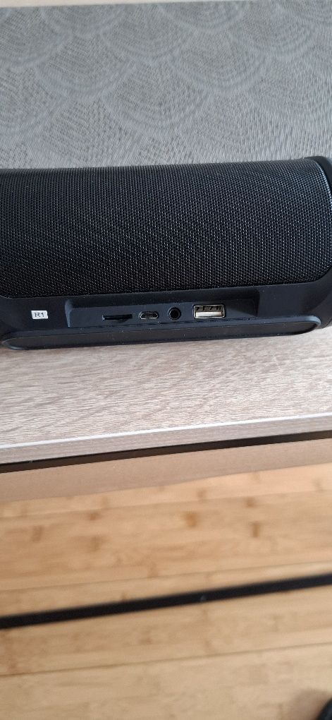 Glosnik bluetooth