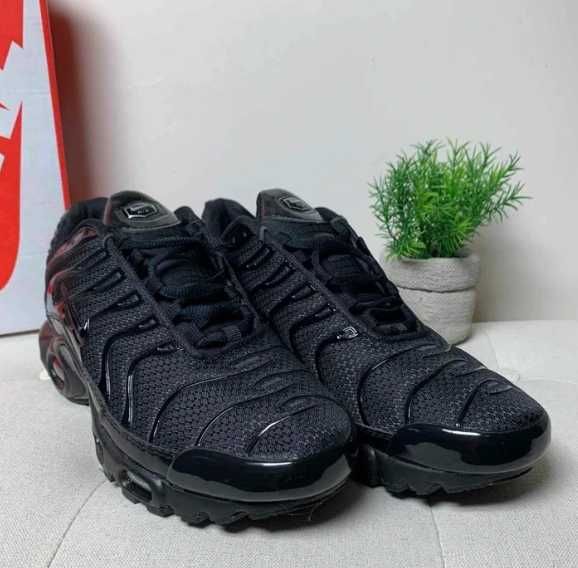 Buty Nike Air Max TN Plus Black R.41