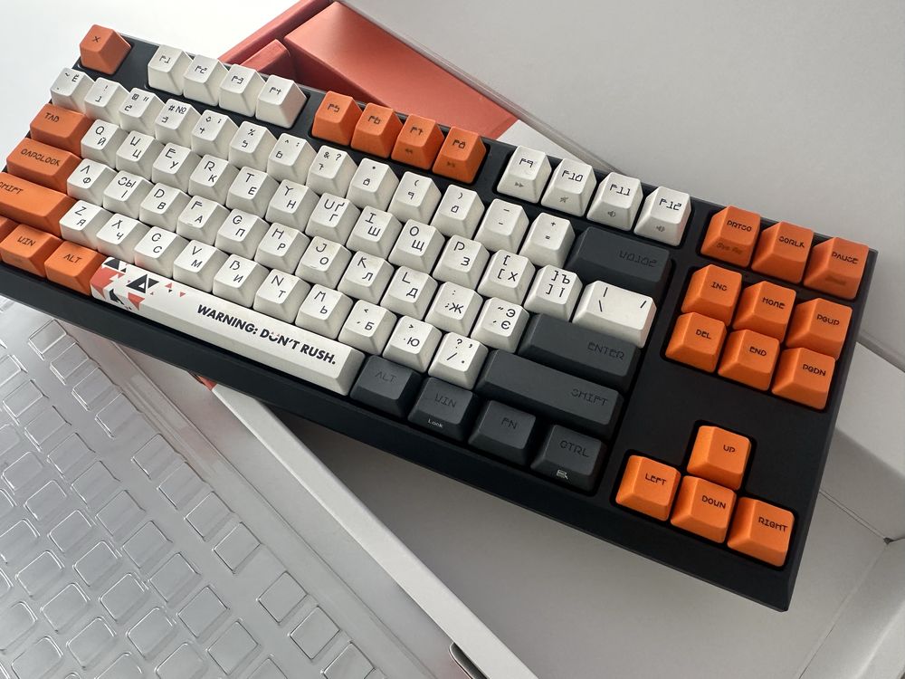 Клавиатура Varmilo VCS87 Awake Cherry MX Red