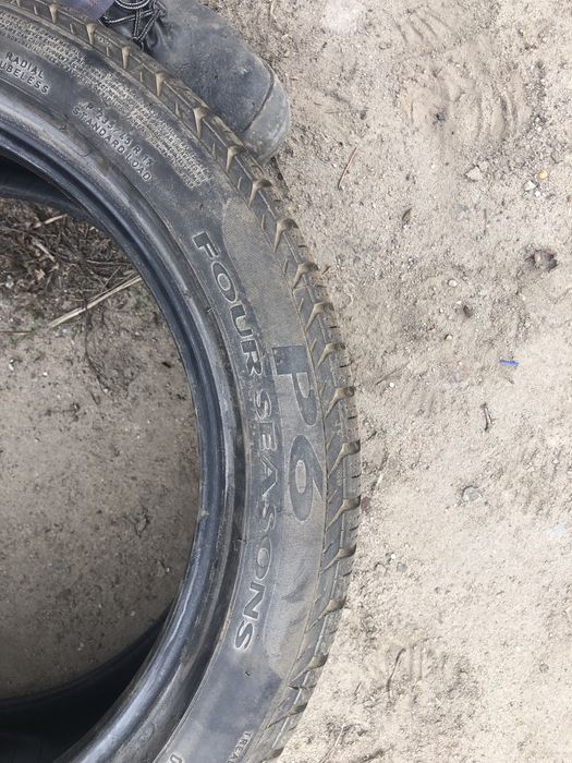 Продам резину 235 * 45 R 17