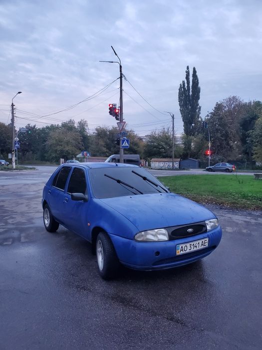 Ford Fiesta MK 4. 1.3 бензин. На повному ходу