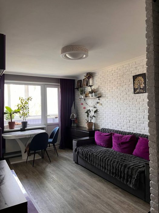 Продам 3-кімнатну квартиру з автономним опаленням і ремонтом