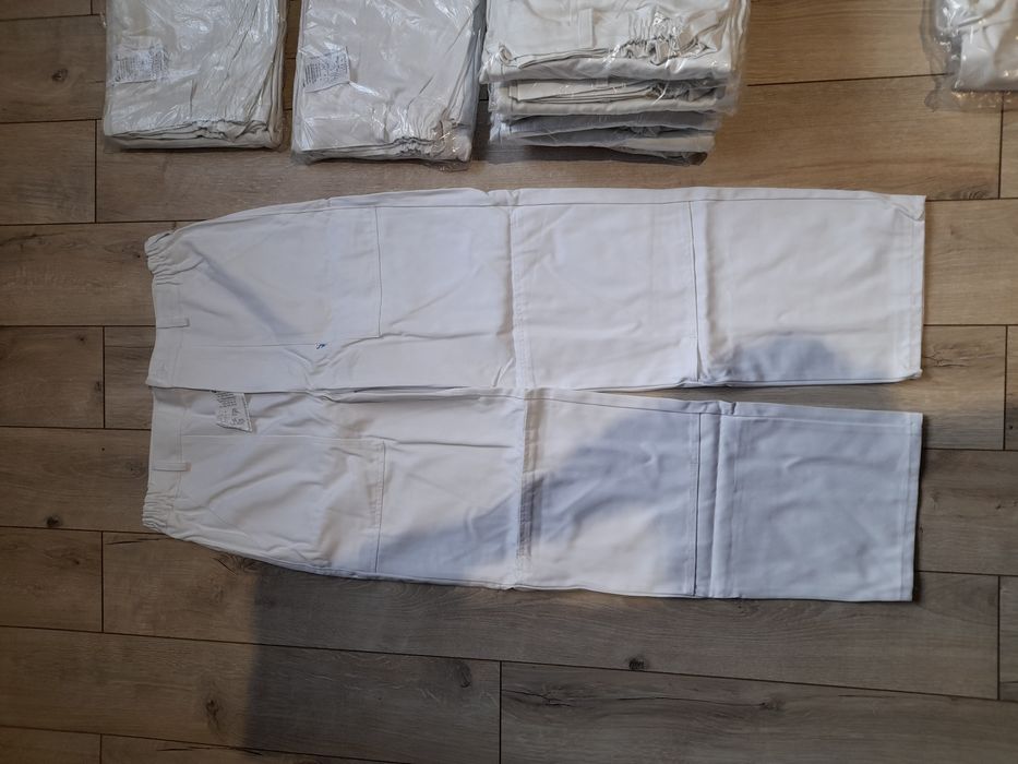 Spodnie drelichowe białe pas 98-102