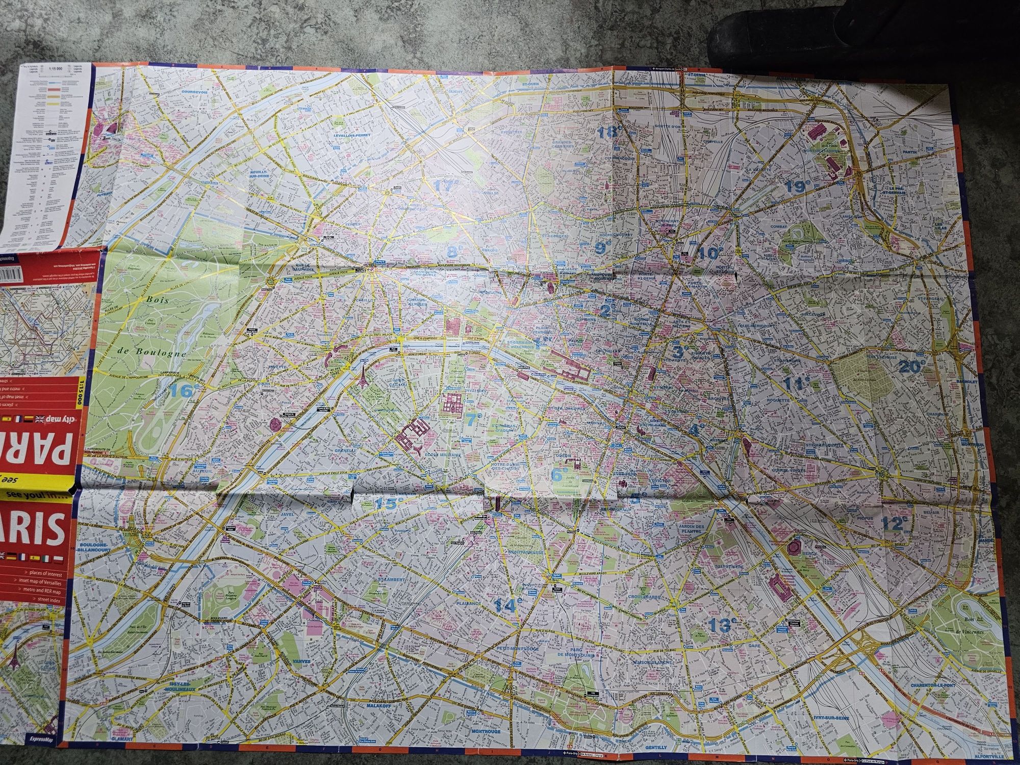 Paris. Paryż. Plan miasta. 2013/14.