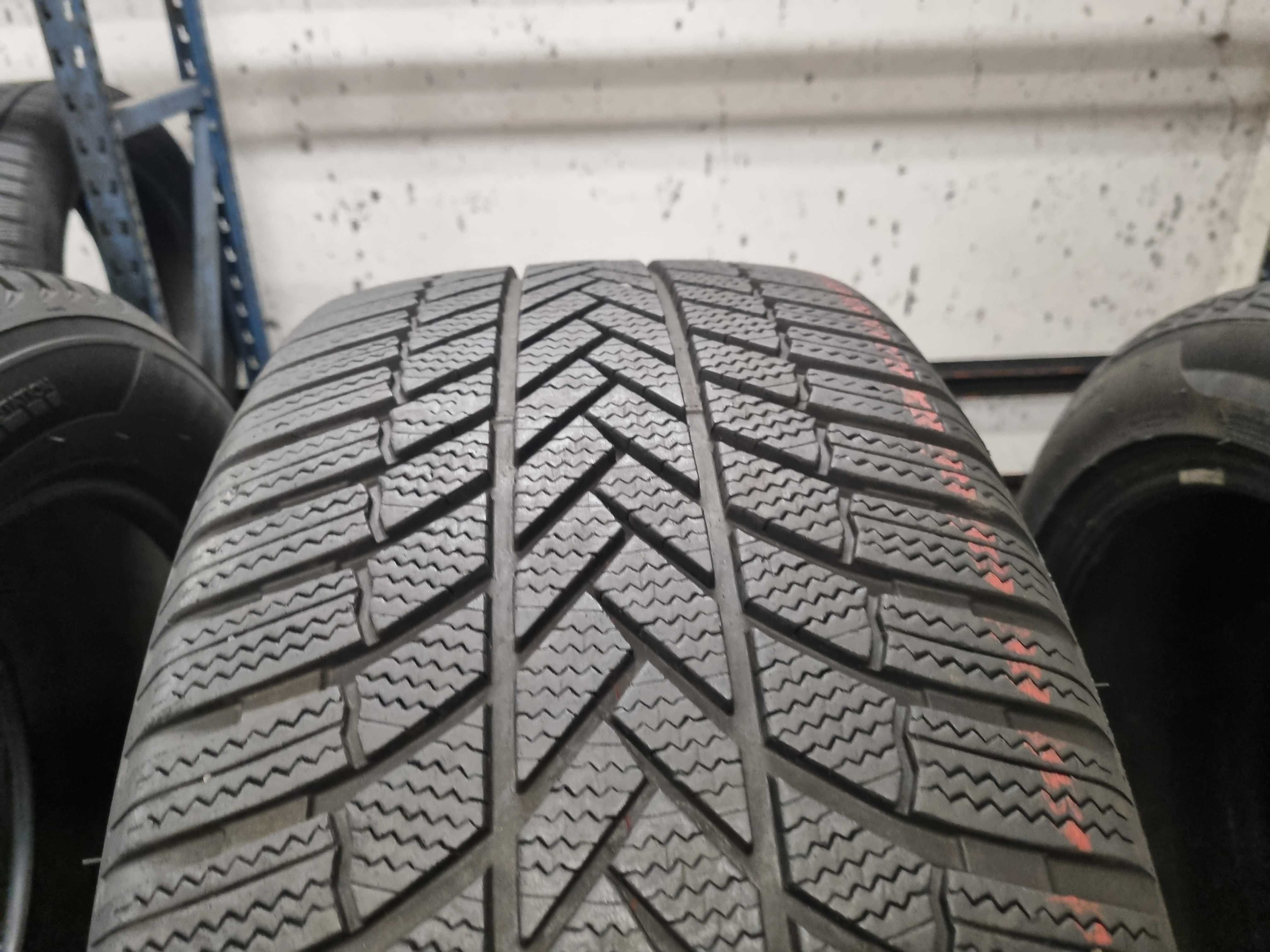 275/45/19 108V Bridgestone Blizzak LM005 Dot.2221