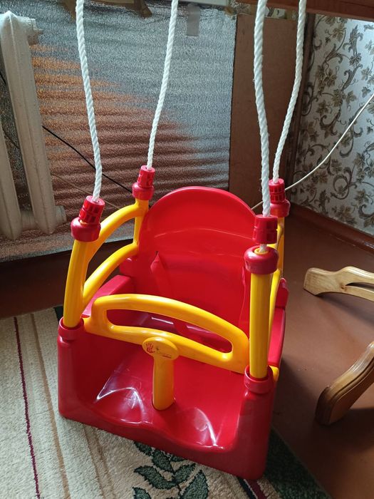 Продам гойдалку для дитини