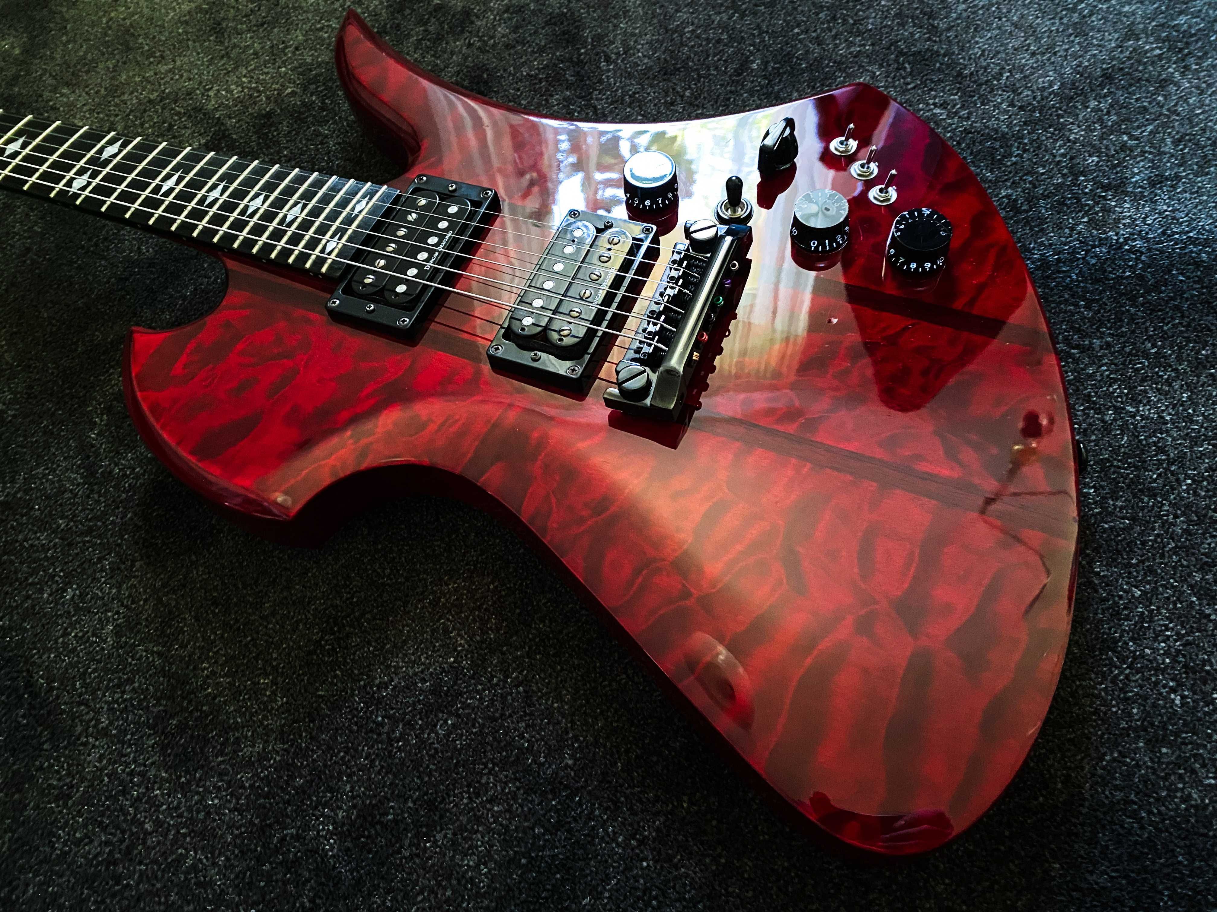 B.C.Rich Mockingbird STQ Trans Red 2013