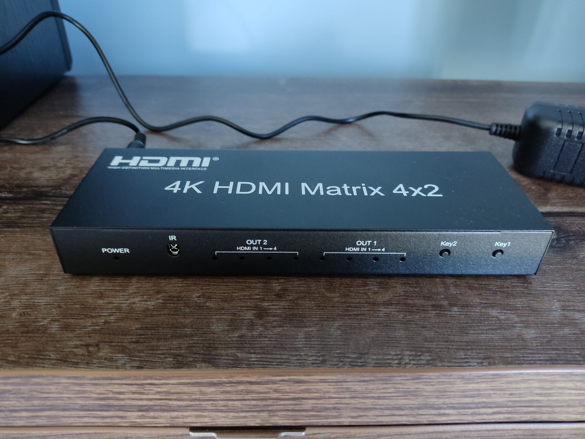 Rozdzielacz HDMI 4K MATRIX 4*2
