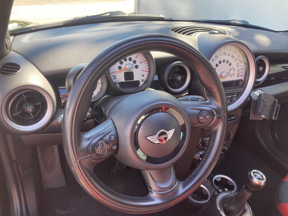 Mini Cabrio Cooper 1.6D NACIONAL