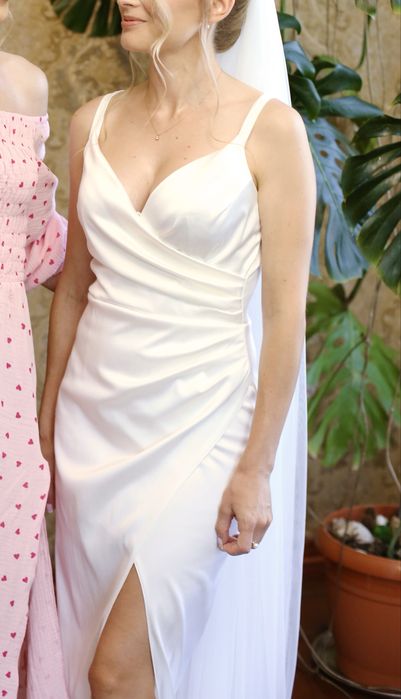 Весільна сукня розмір S/вечірня сукня