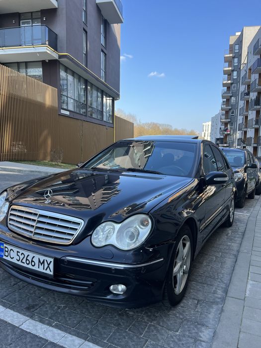 Продам mercedes c 220 w203 2.2 cdi