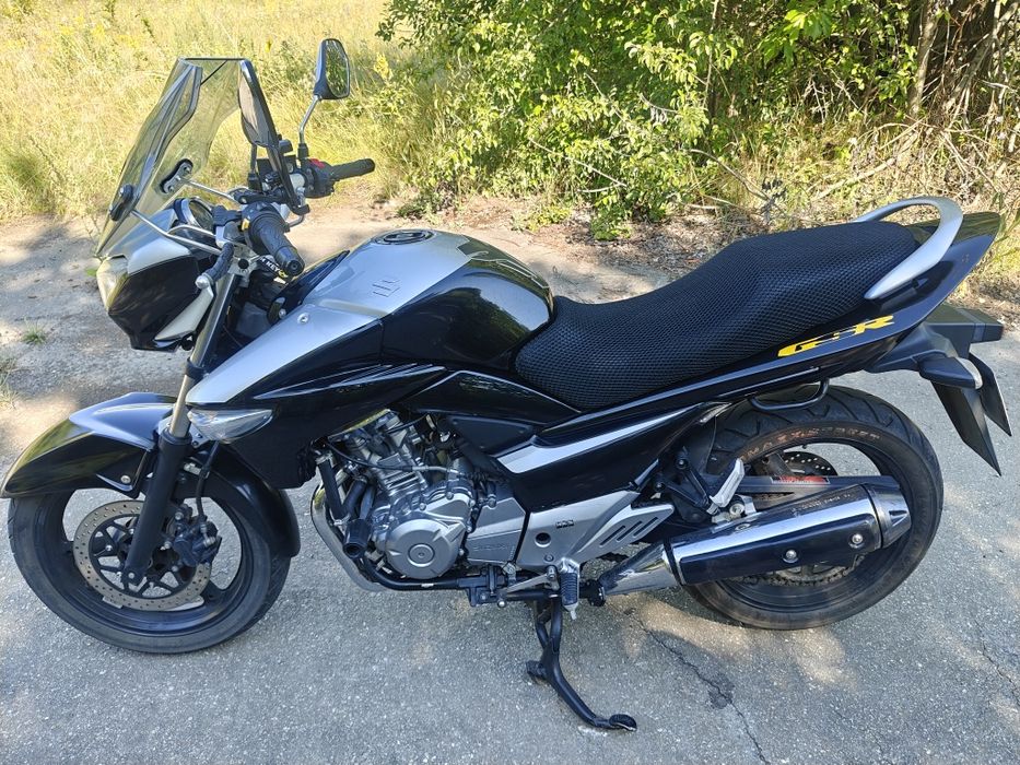 Suzuki GSR 250 інжектор