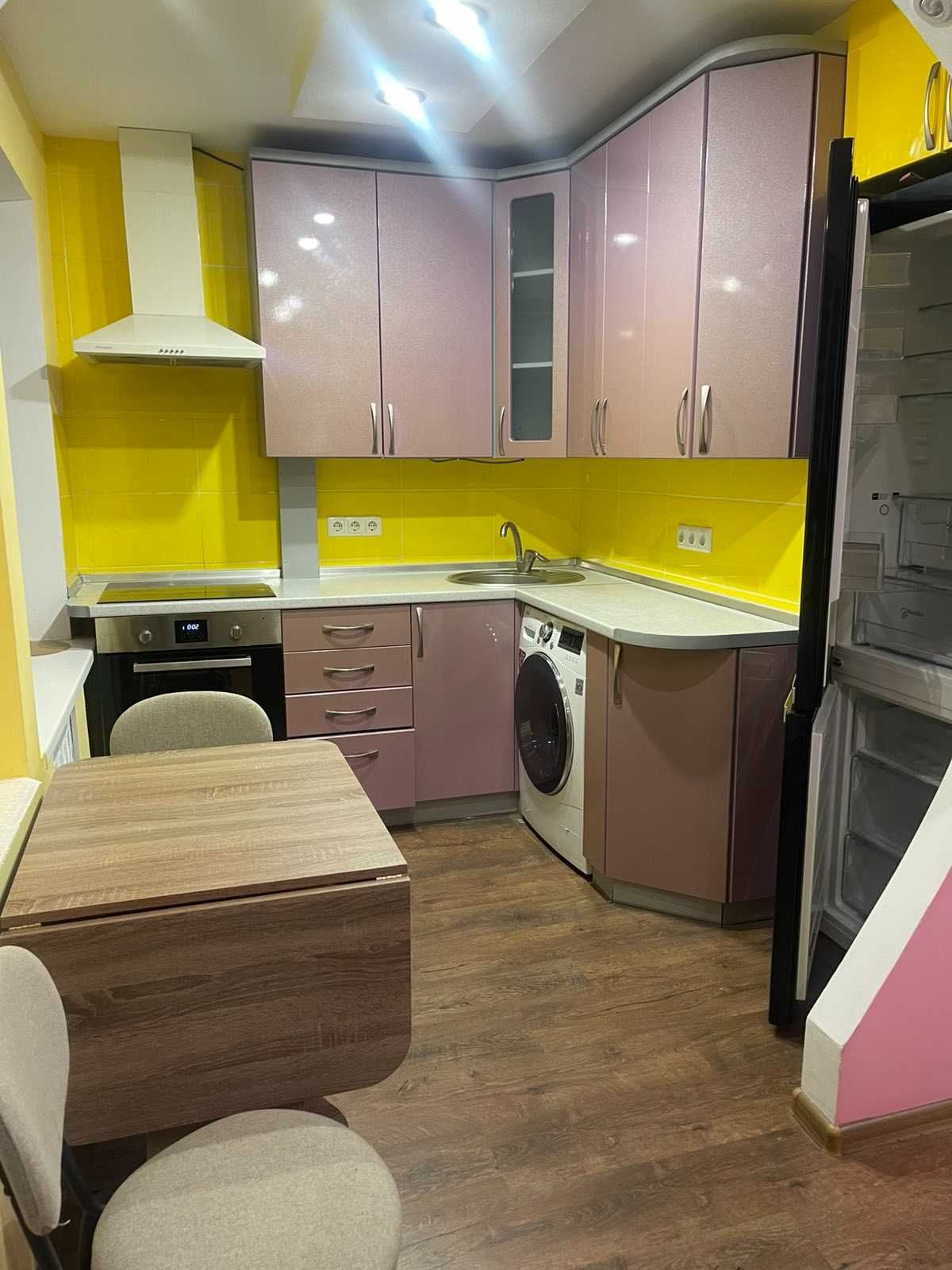 Продам 1кімнатну квартиру в центрі