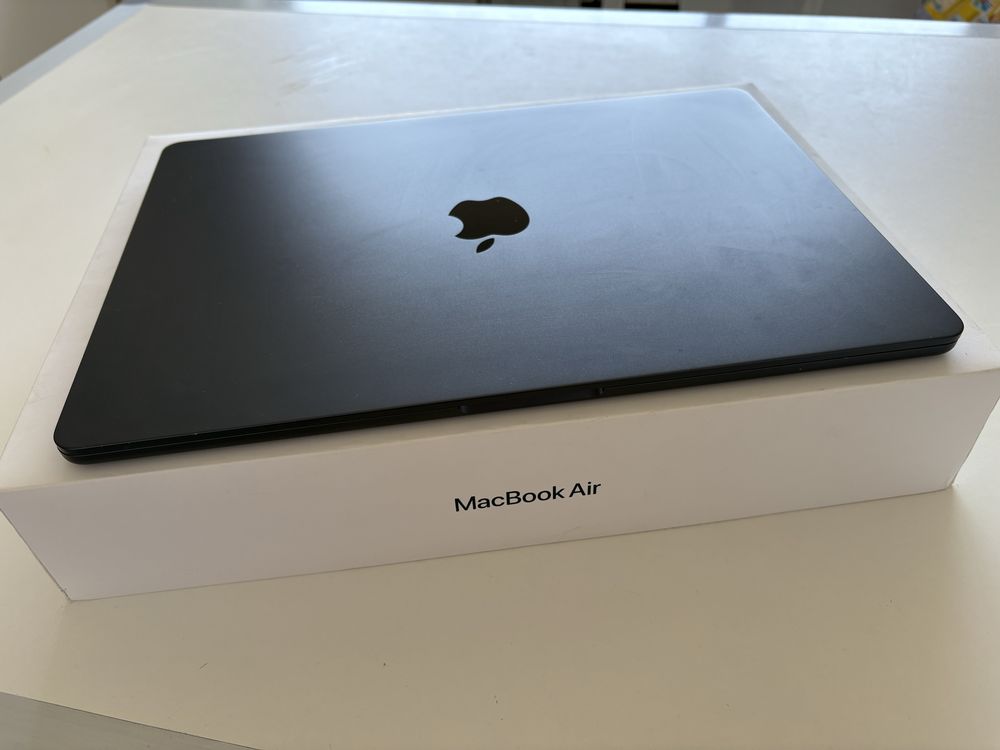 Macbook Air 15 M2 512gb