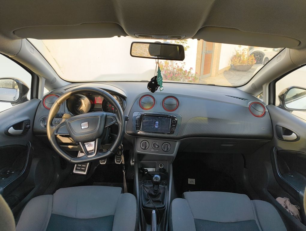 Seat Ibiza 6j 5 portas 1.4 tdi