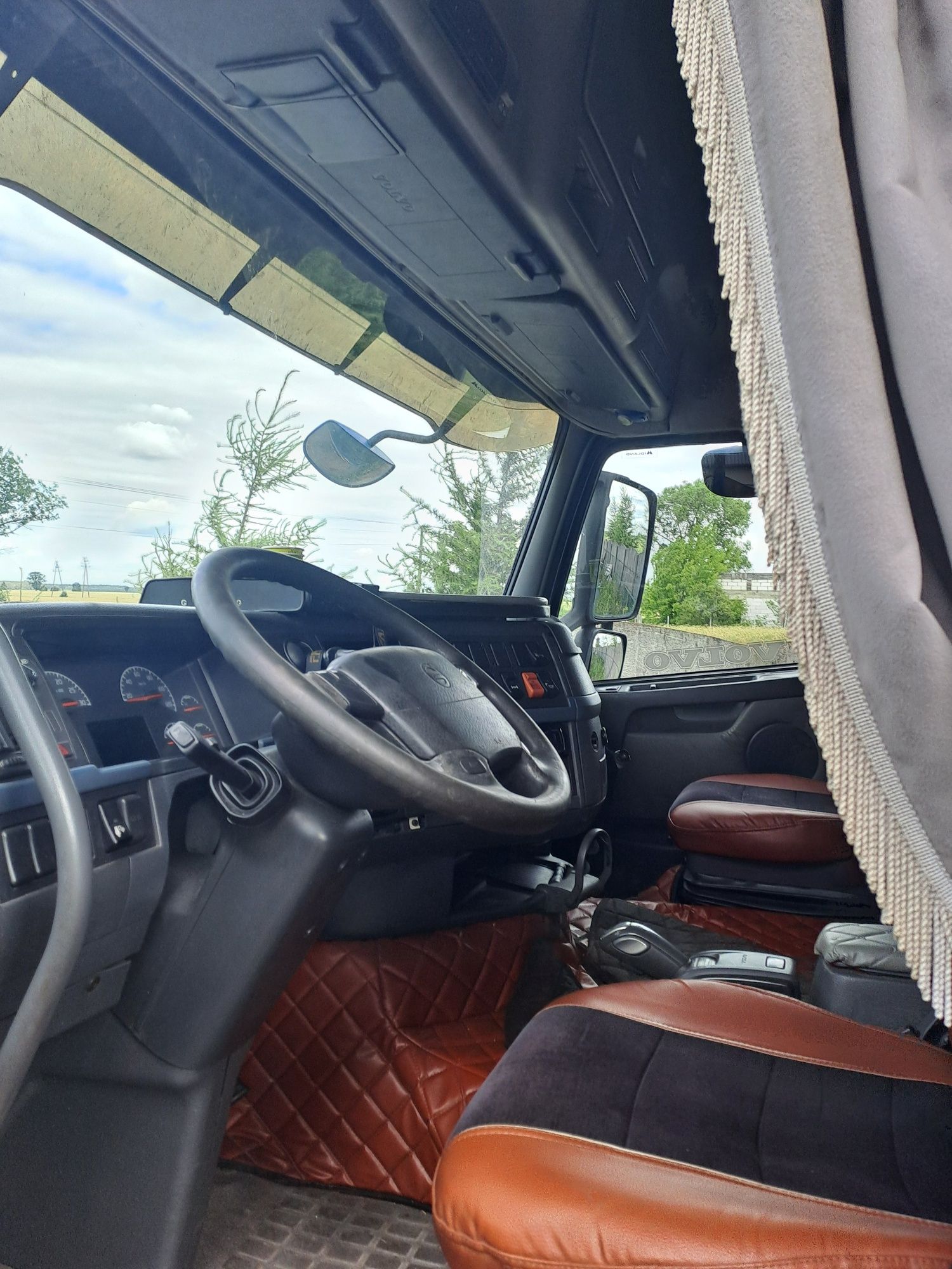 Volvo fh 440 Mega