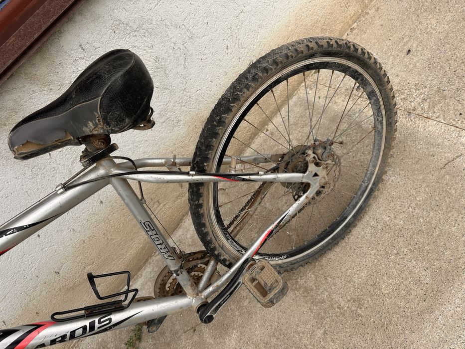 Велосипед горний під відновлення