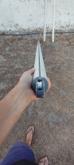 Mastro e estai em perfeitas condições