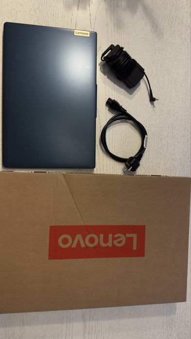 Lenovo IdeaPad Slim 3 15IAH8 GWARANCJA