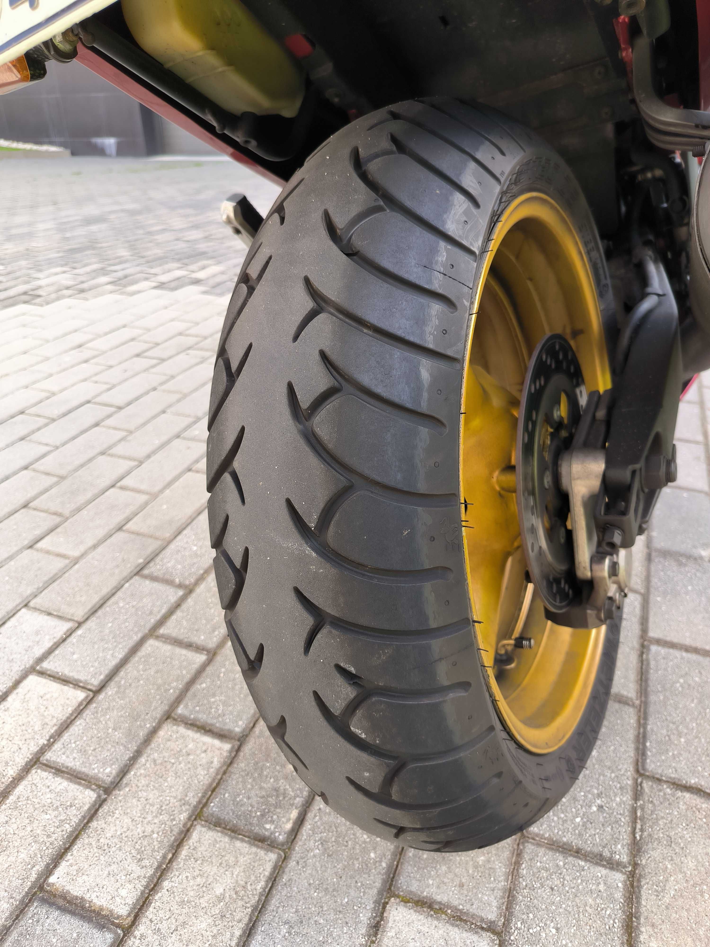 Suzuki RF 900 R - 1994