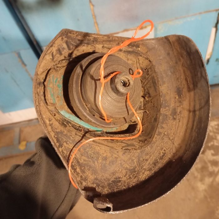 Электротиммер bosch