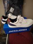 Sprzedam nowe buty męskie jack&jones