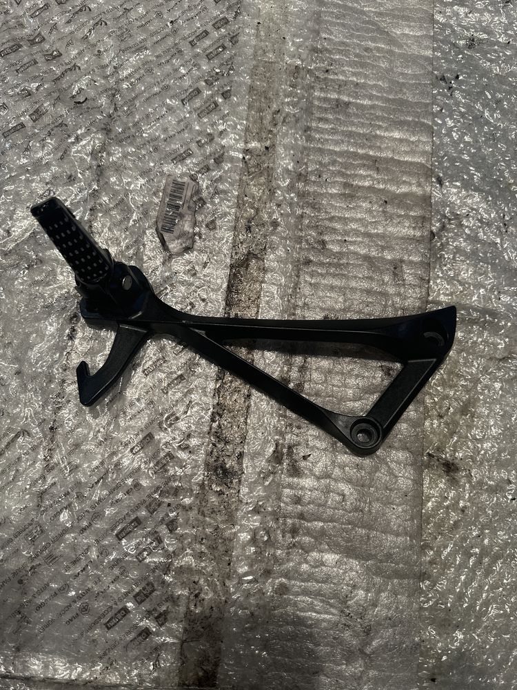 Kawasaki ZX10R ZX 10R Set Pasażera Lewy podnóżek M289