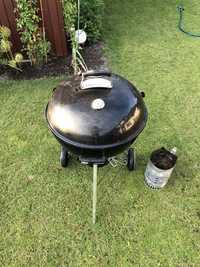 Grill weber stan bardzo dobry. Super model