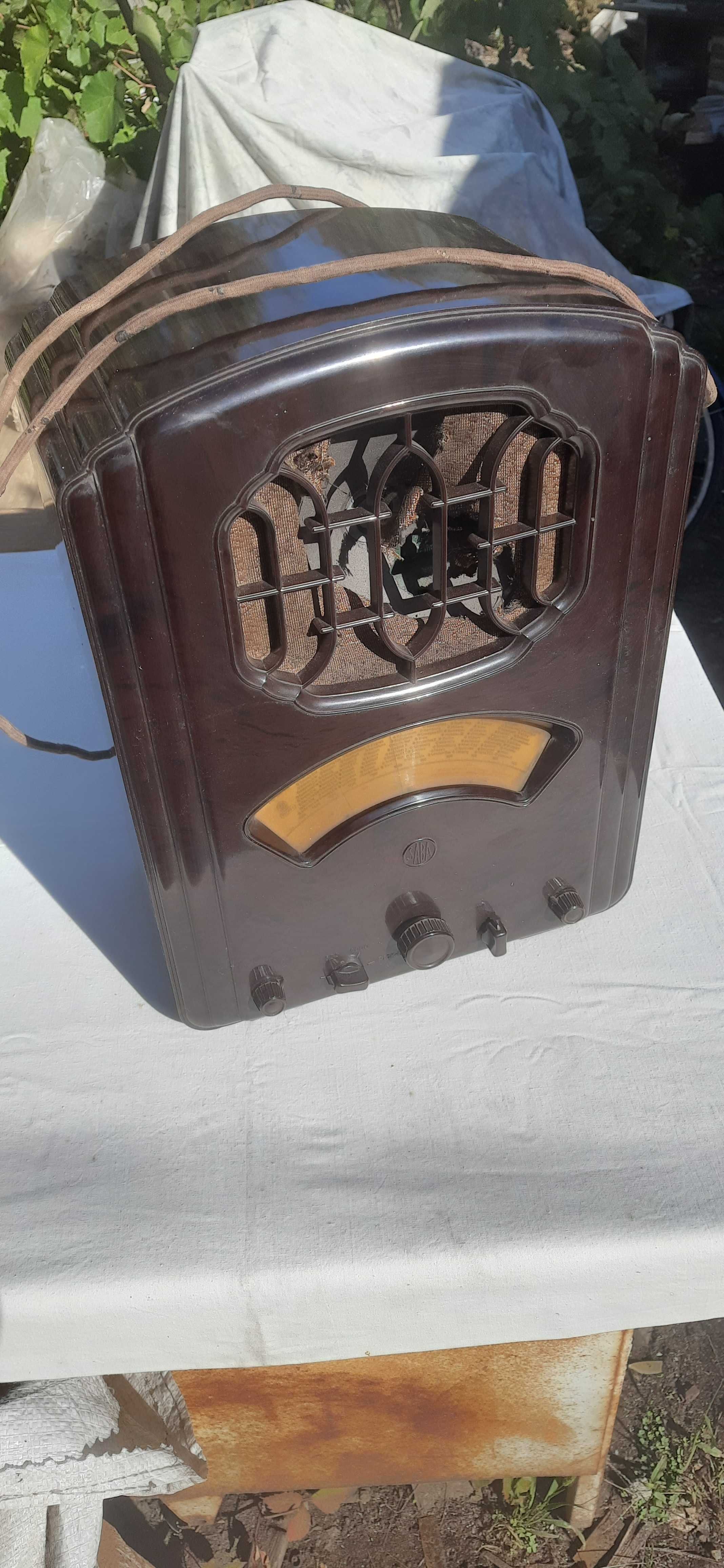 Раритетный радиоприемник SABA 311 WL