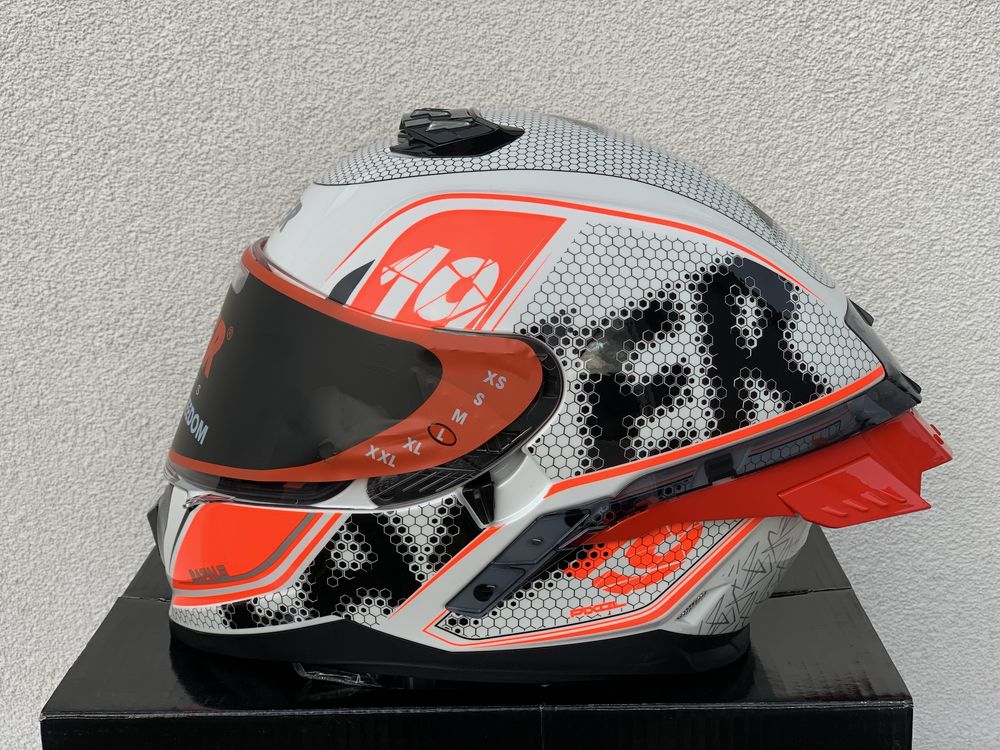 Kask motocyklowy Lazer Rafale SR evo Pixel, bledna, Poliweglan!