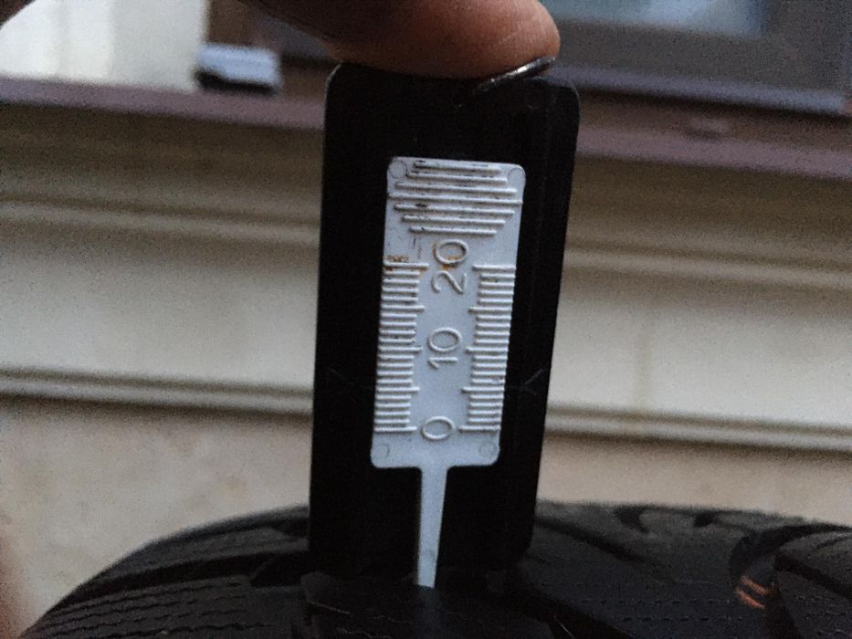 Шины б/у R 16 , 205/55R16