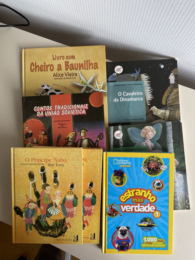 Livros infantis em bom estado