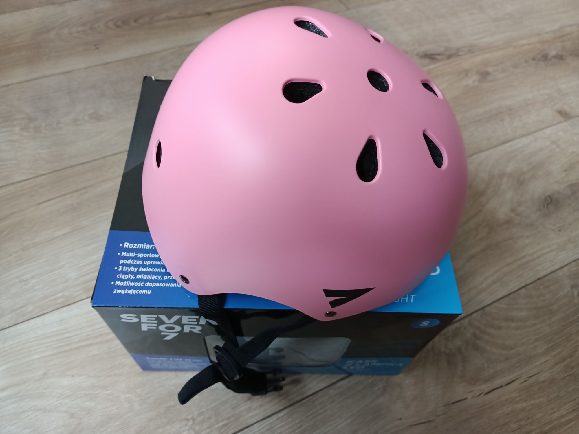 Kask sportowy rozmiar s nowy