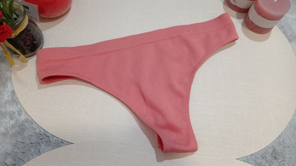 38 40 Primark sportowe majtki stringi