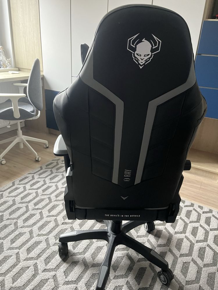 Krzeslo diablo x ray 2.0
