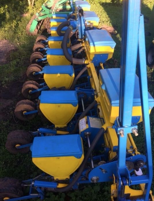 Сівалка пневматична універсальна модернізована